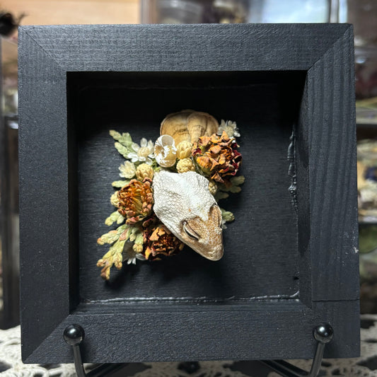 gecko head wood square plaque